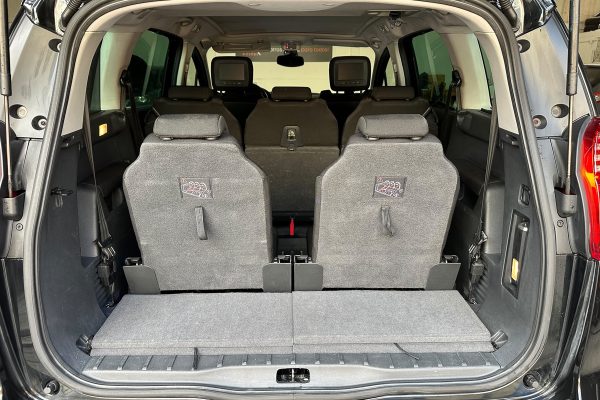 Peugeot 5008 1.6 hdi 63-IR-92-10