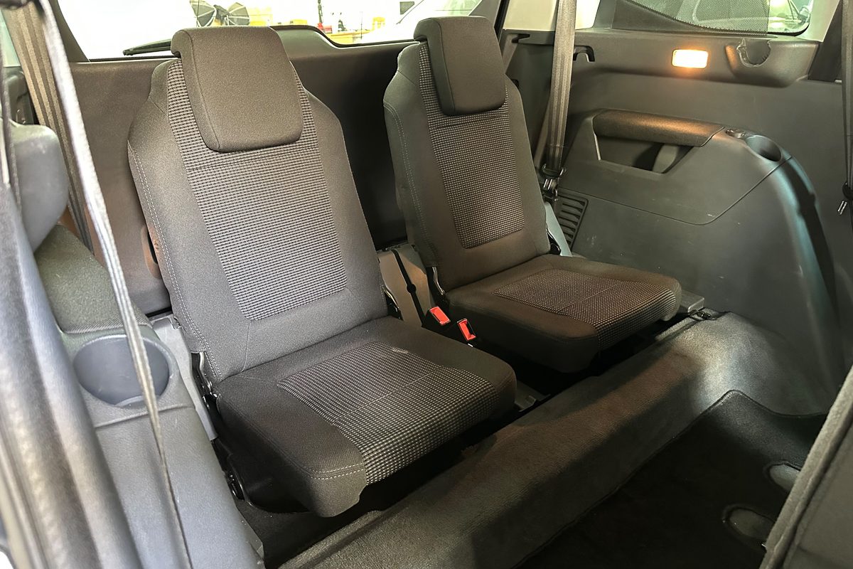 Peugeot 5008 1.6 hdi 63-IR-92-22