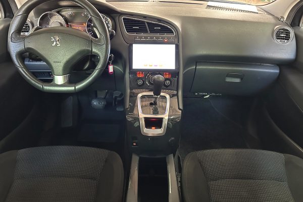 Peugeot 5008 1.6 hdi 63-IR-92-27
