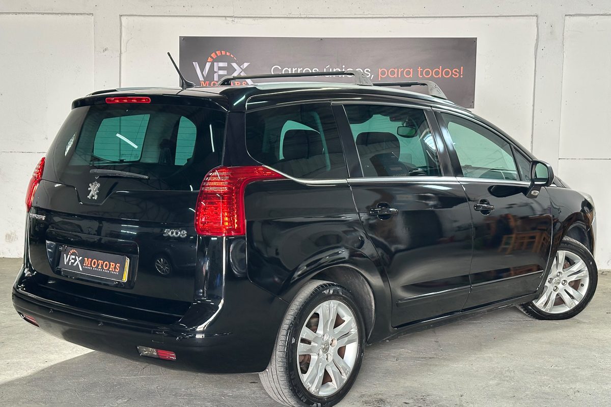 Peugeot 5008 1.6 hdi 63-IR-92-28