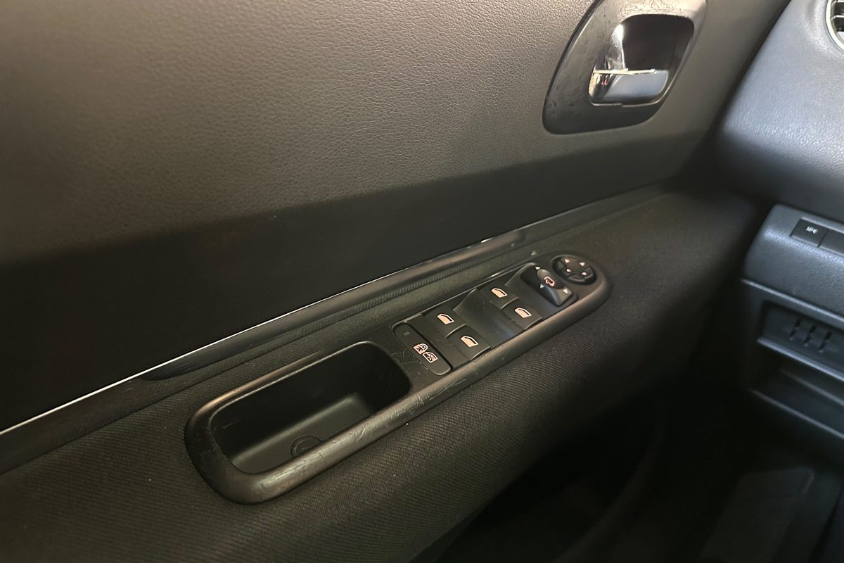 Peugeot 5008 1.6 hdi 63-IR-92-30