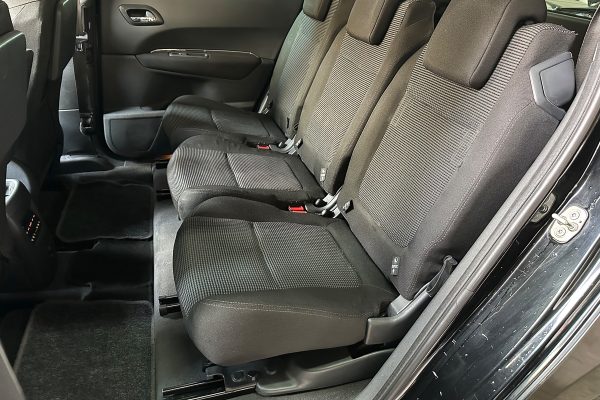 Peugeot 5008 1.6 hdi 63-IR-92-37