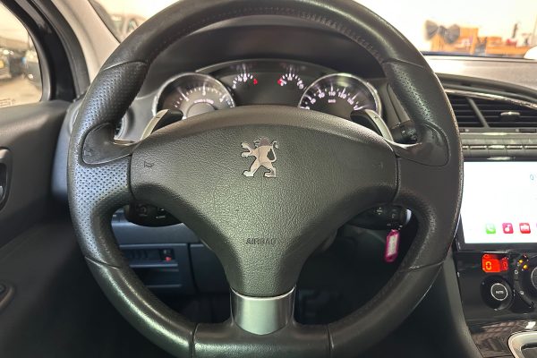 Peugeot 5008 1.6 hdi 63-IR-92-39