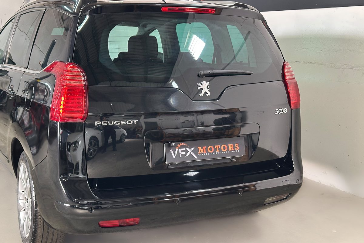 Peugeot 5008 1.6 hdi 63-IR-92-9