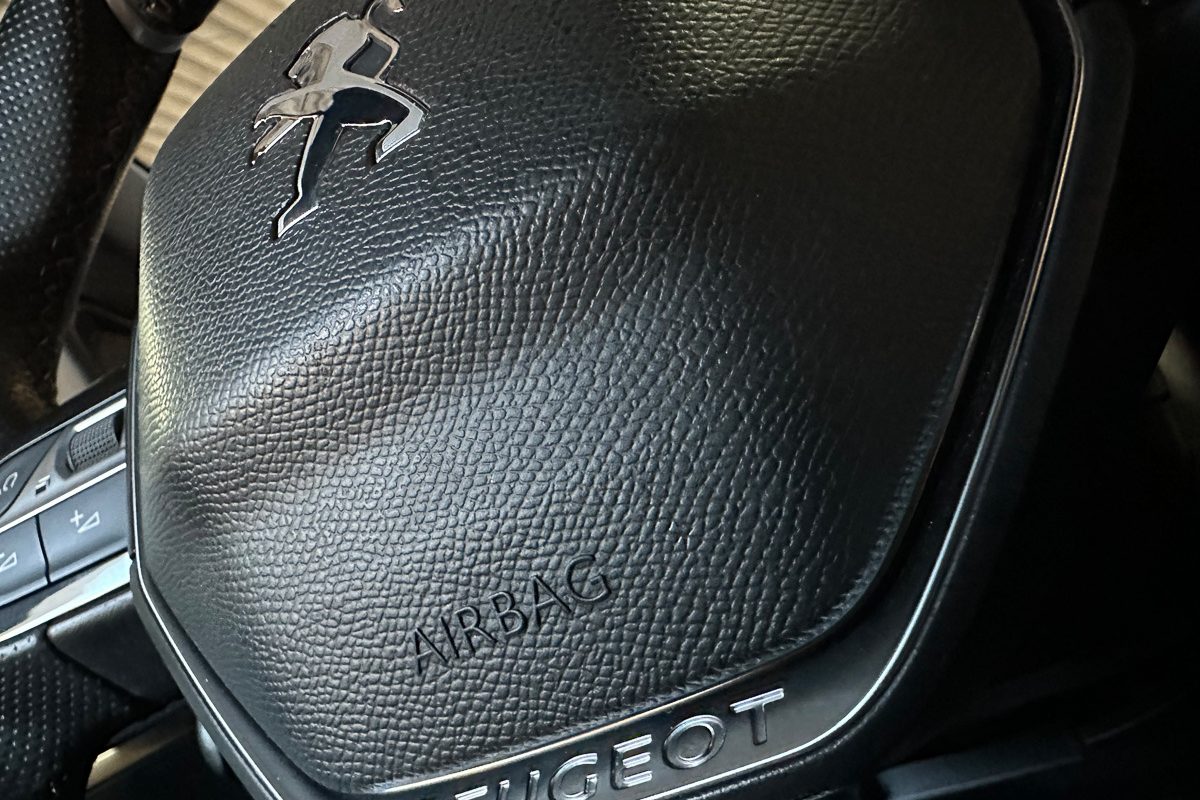 Peugeot 5008 22-ZI-52-11