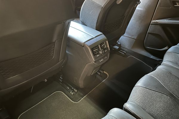Peugeot 5008 22-ZI-52-53