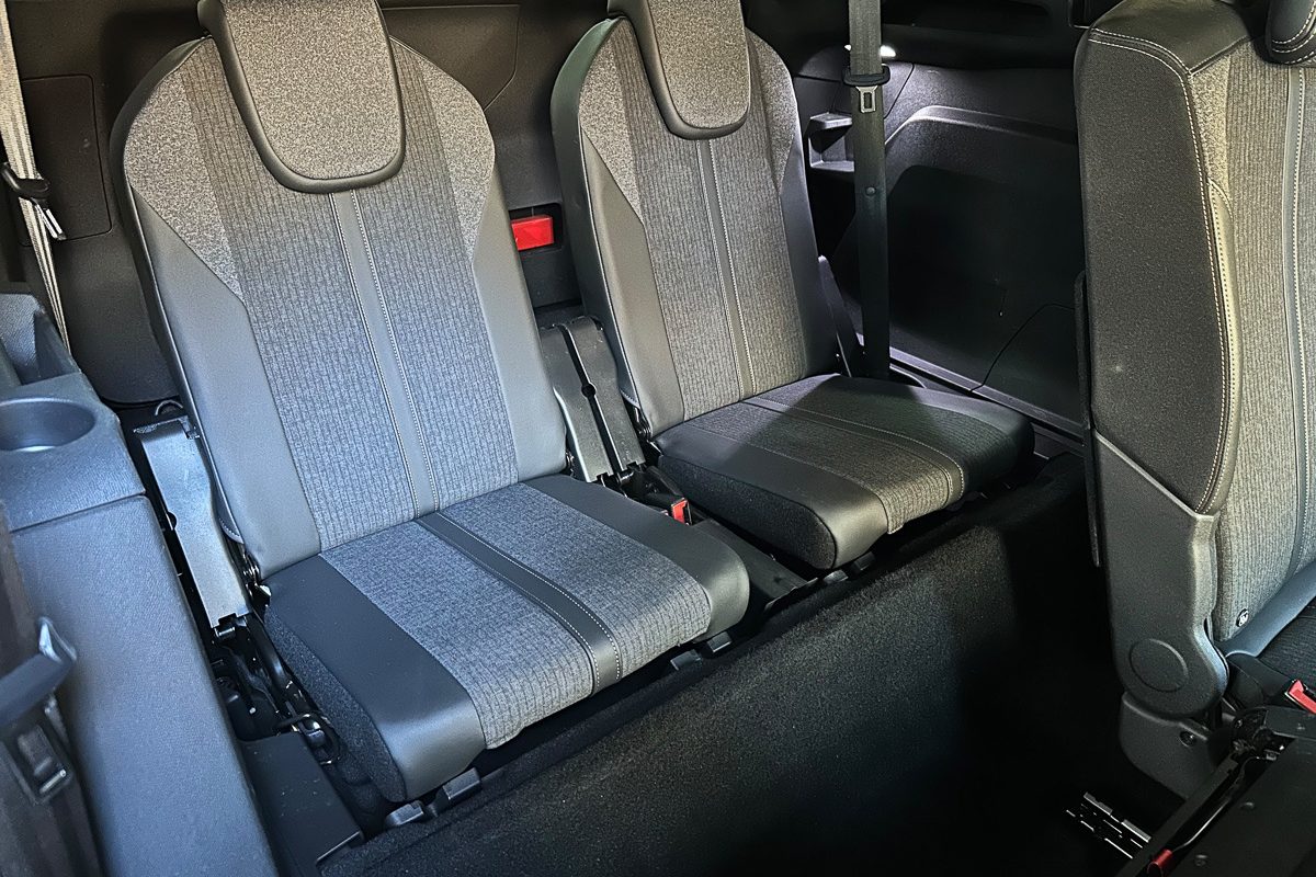 Peugeot 5008 22-ZI-52-55