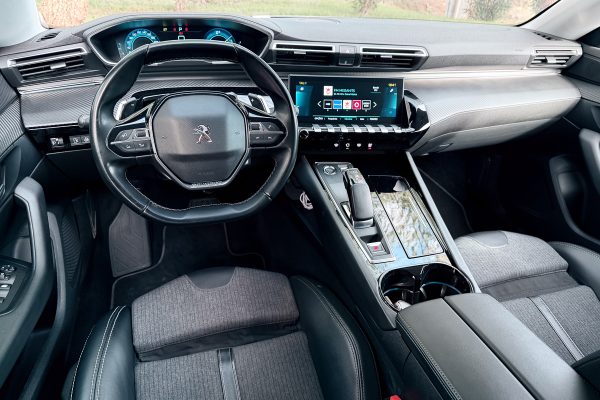 Peugeot 508 sw Hybrid-13