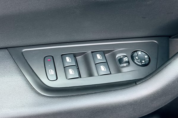 Peugeot 508 sw Hybrid-16