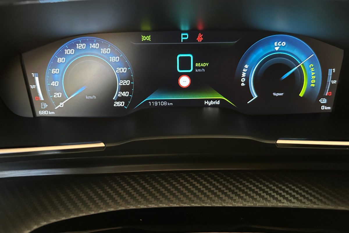 Peugeot 508 sw gt Hybrid -22