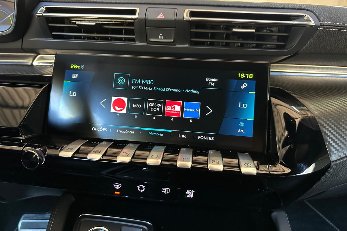 Peugeot 508 sw gt Hybrid -28
