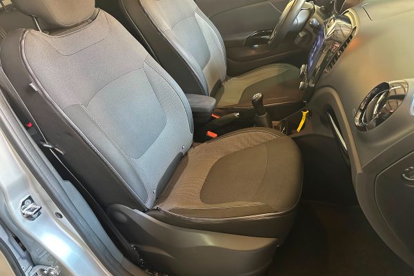 Renault Captur 41-PR-07