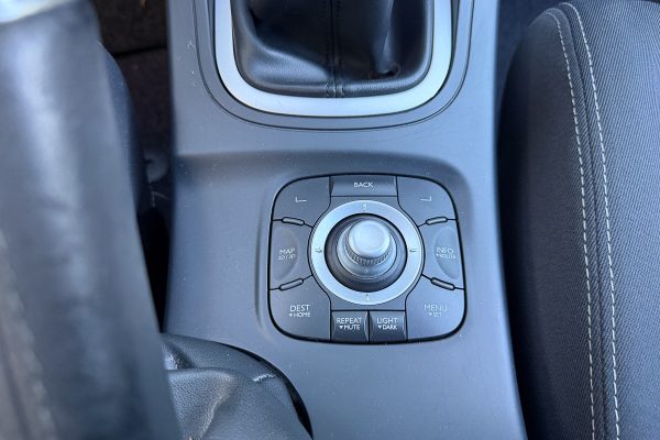 Renault MEgane 32-LO-63-10