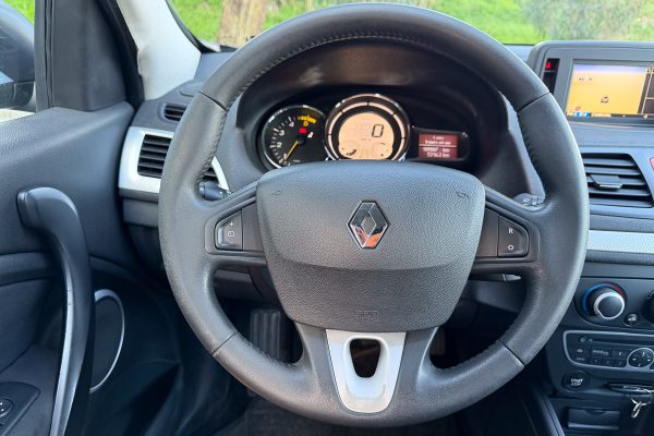 Renault MEgane 32-LO-63-12