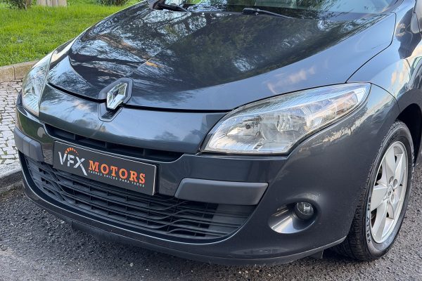 Renault MEgane 32-LO-63-23