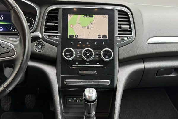 Renault Megane-17