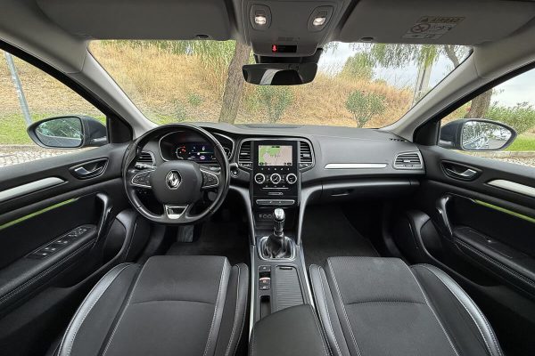 Renault Megane-19