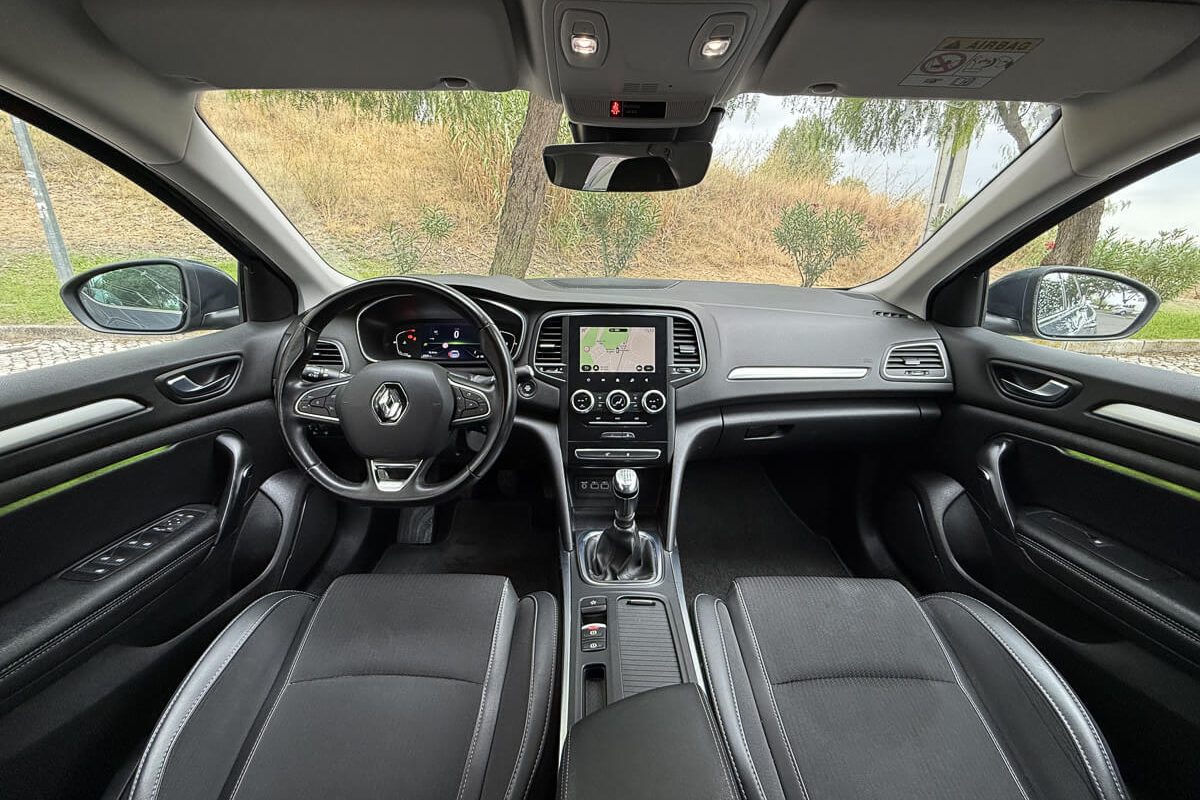 Renault Megane-19
