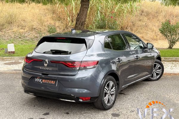 Renault Megane-2