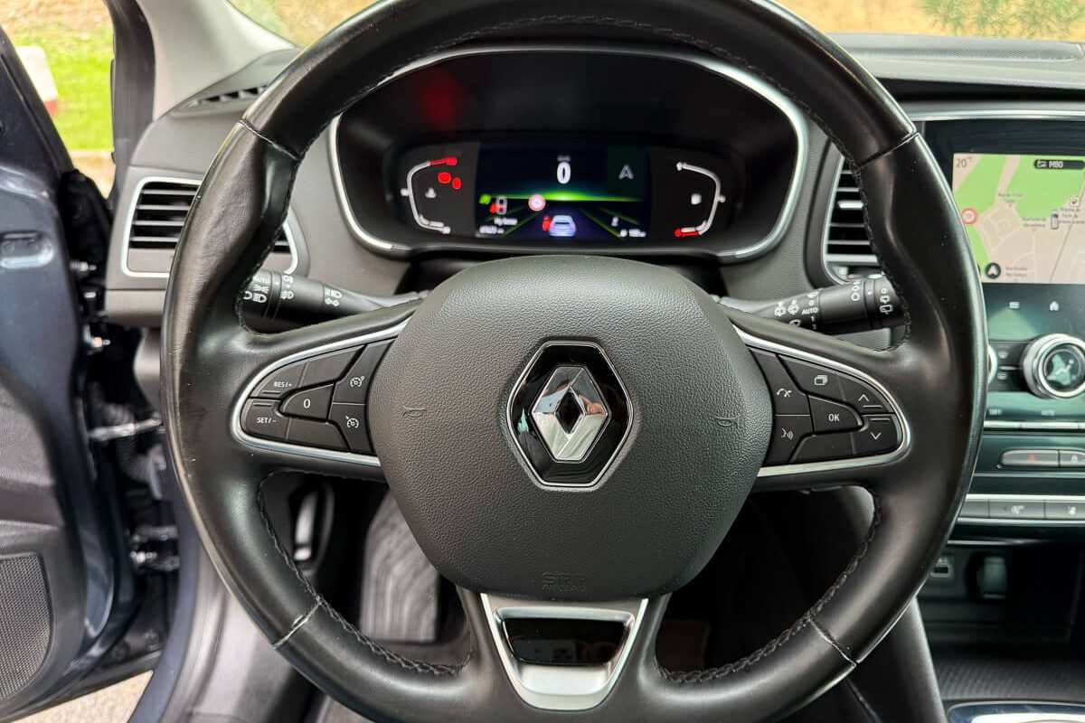 Renault Megane-23