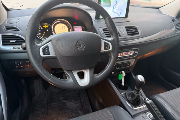 Renault Megane 27-ND-61-19