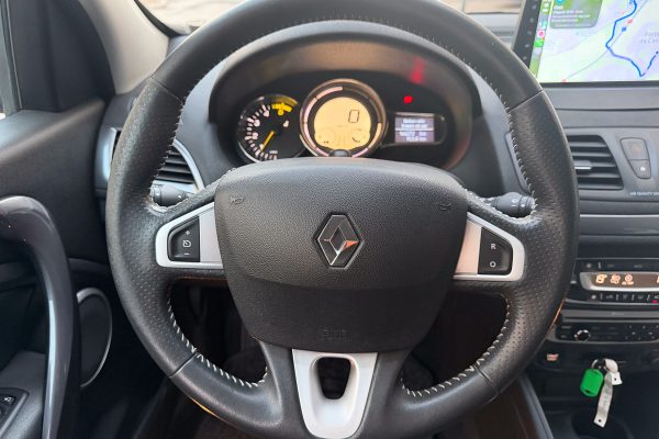 Renault Megane 27-ND-61-20