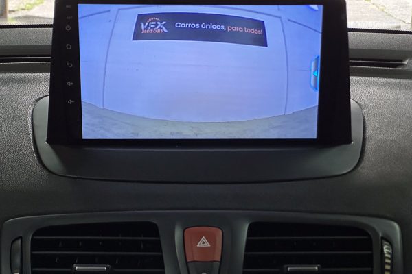 Renault Megane 32-LO-63-21