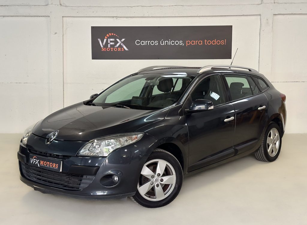 Renault Megane 32-LO-63-23 Renault Megane 32-LO-63-23