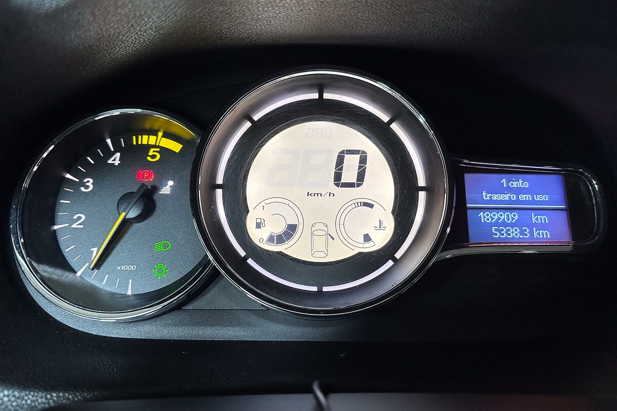 Renault Megane 32-LO-63-5