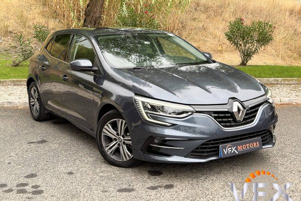 Renault Megane-6