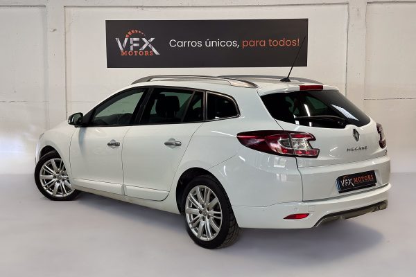 Renault Megane 70-OU-43-22