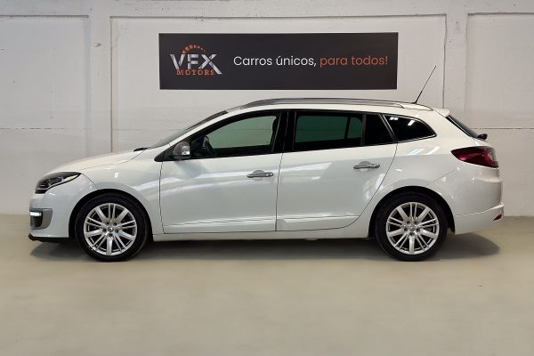 Renault Megane 70-OU-43-23