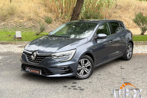Renault Megane-8