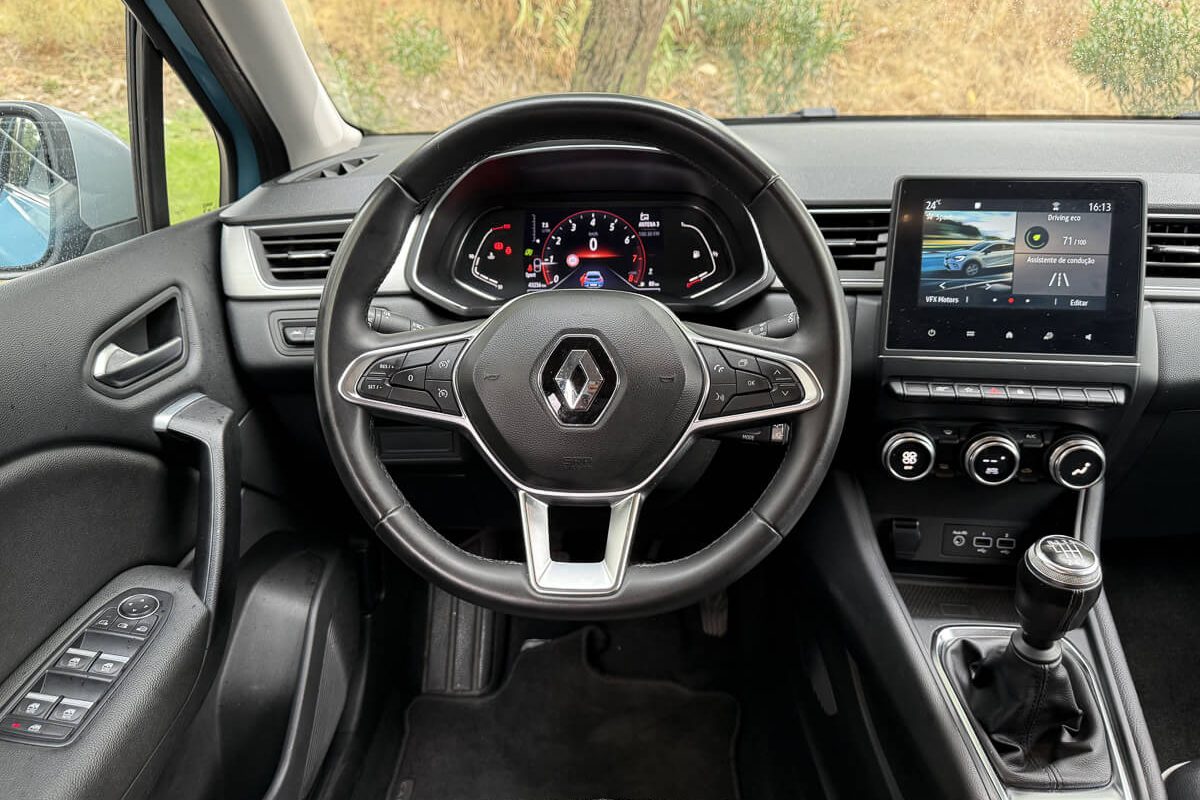 Renault captur-27