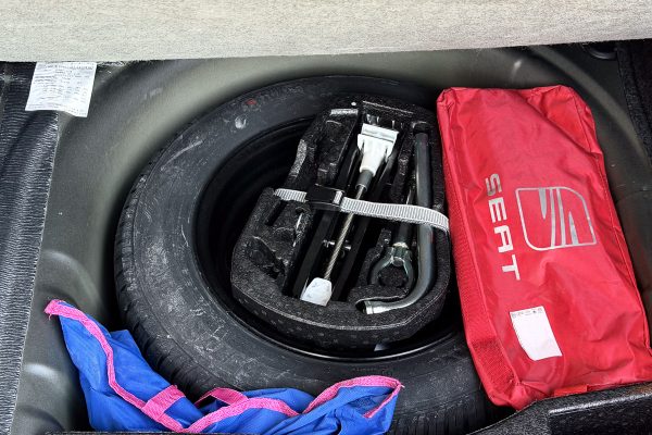 SEAT IBIZA 1.2 TSI 14-NX-57-4