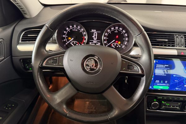 SKODA SUPERB 23-QG-02-11