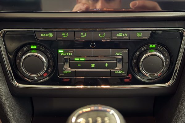 SKODA SUPERB 23-QG-02-15