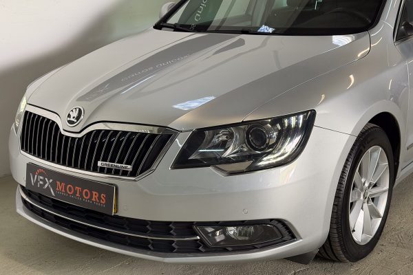 SKODA SUPERB 23-QG-02-3