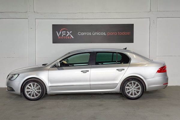 SKODA SUPERB 23-QG-02-4