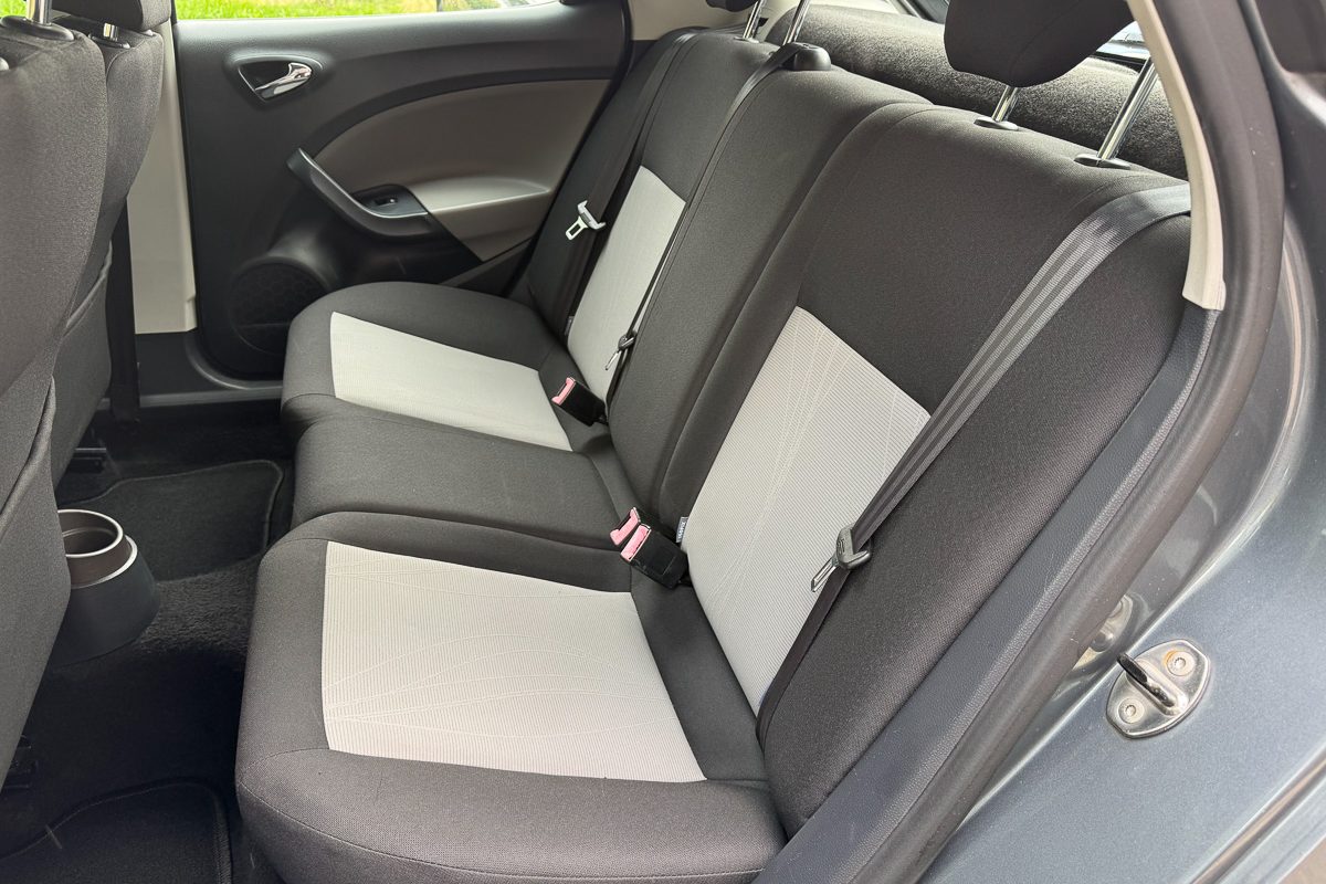 Seat Ibiza-3