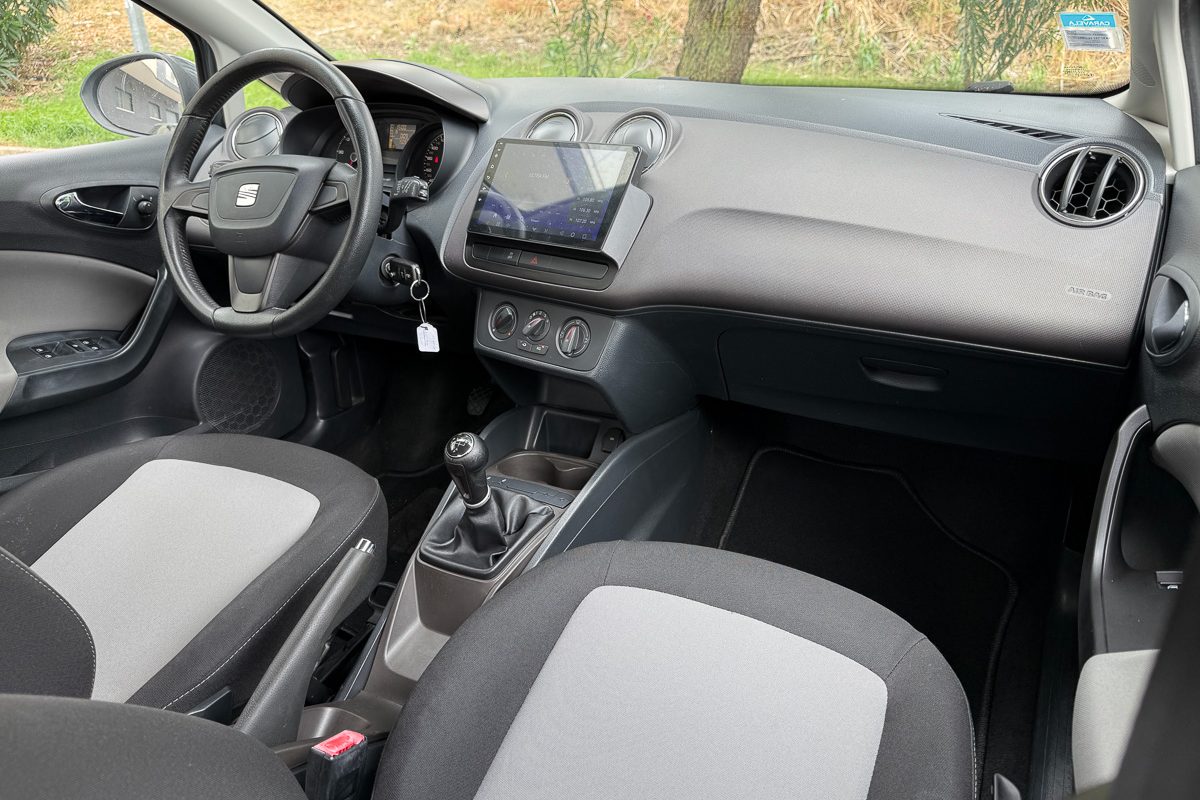 Seat Ibiza-8