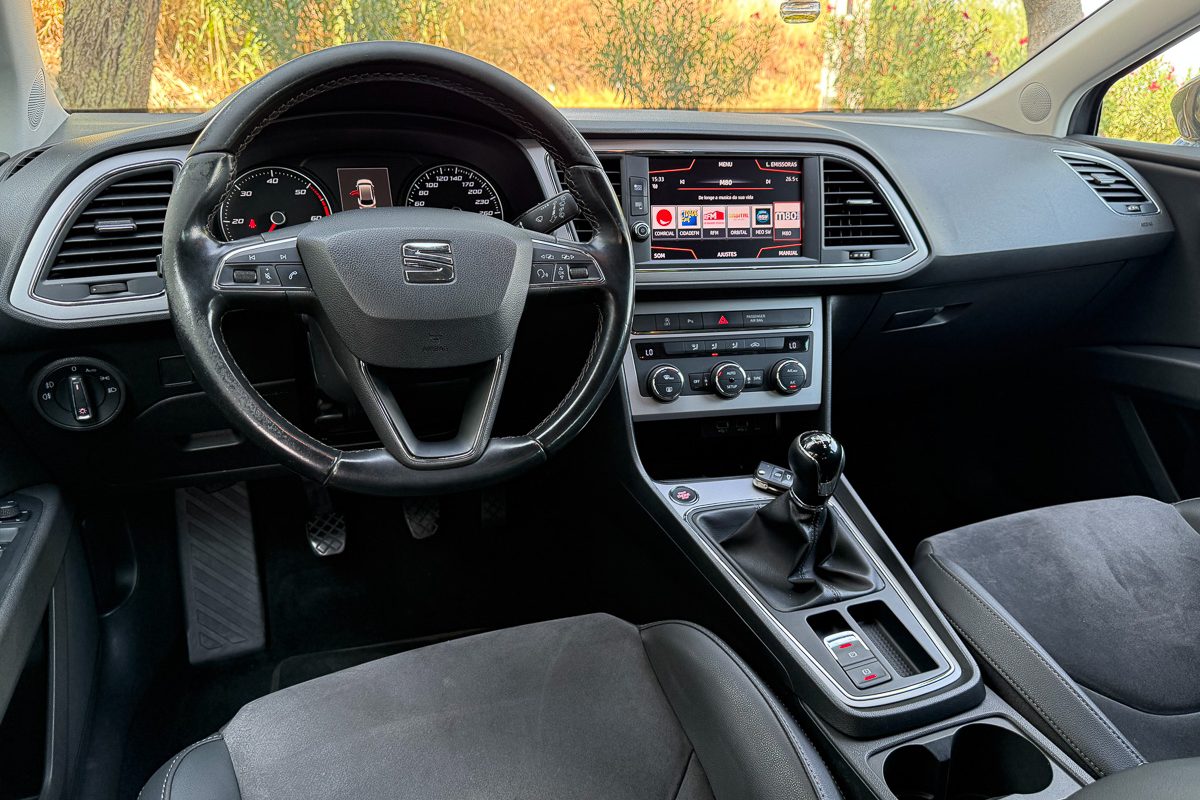 Seat Leon-12