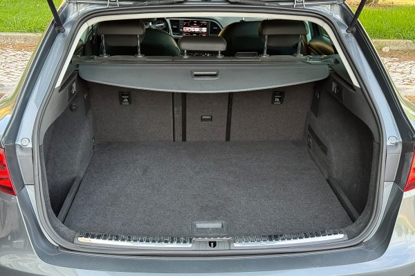 Seat Leon-2