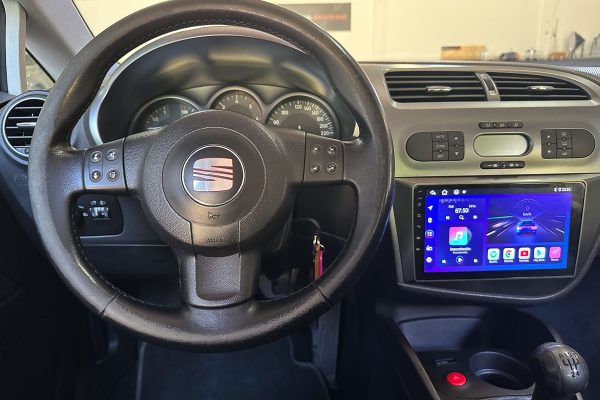 Seat Leon 78-ED-37-4