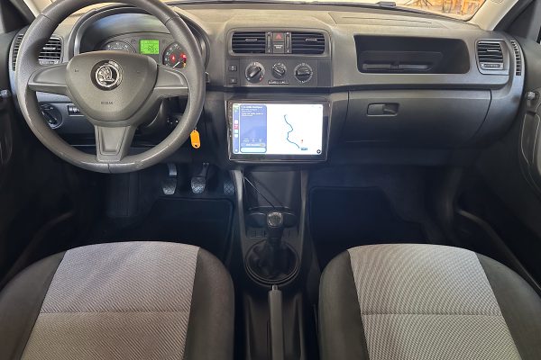 Skoda Fabia 19-OM-81-6