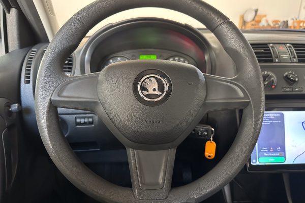 Skoda Fabia 19-OM-81-8