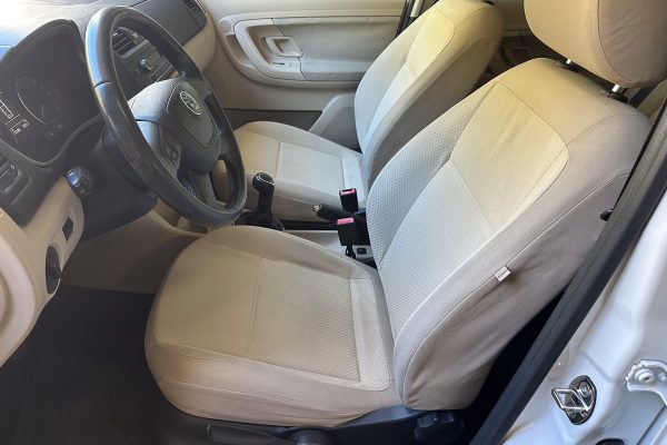 Skoda Fabia 58-JX-10