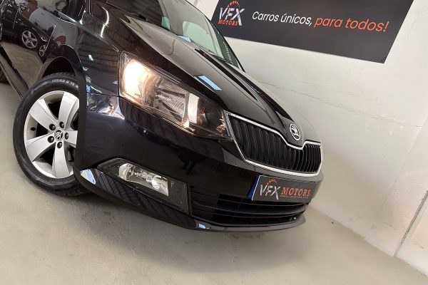 Skoda Fabia 77-RD-57-10