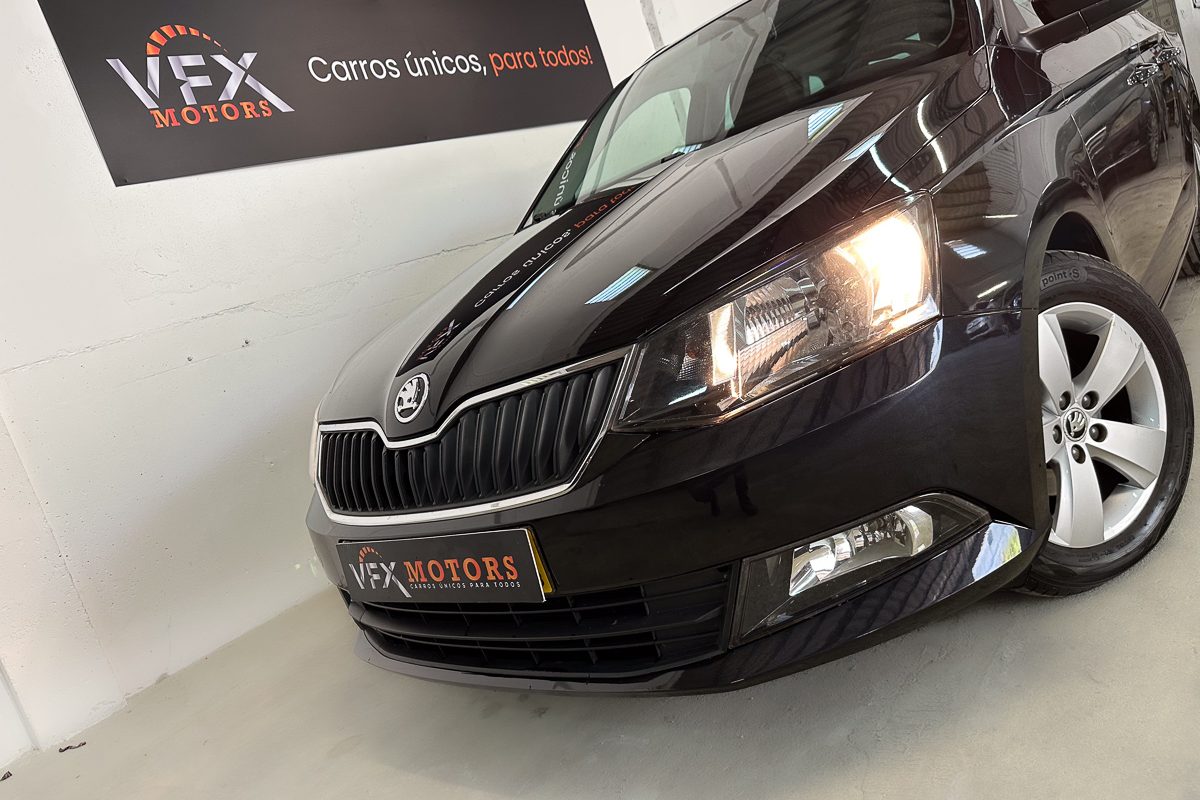 Skoda Fabia 77-RD-57-16