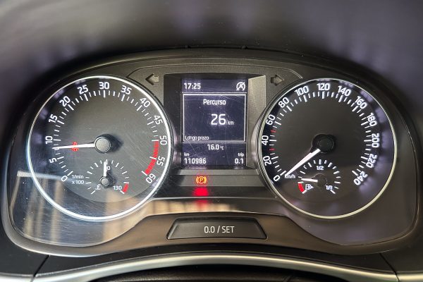 Skoda Fabia 77-RD-57-27